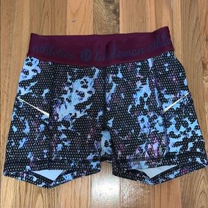 Lululemon black/purple pattern activewear shorts